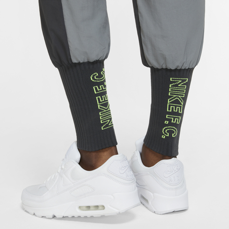 Pantalon survêtement Nike F.C. micro fibre gris