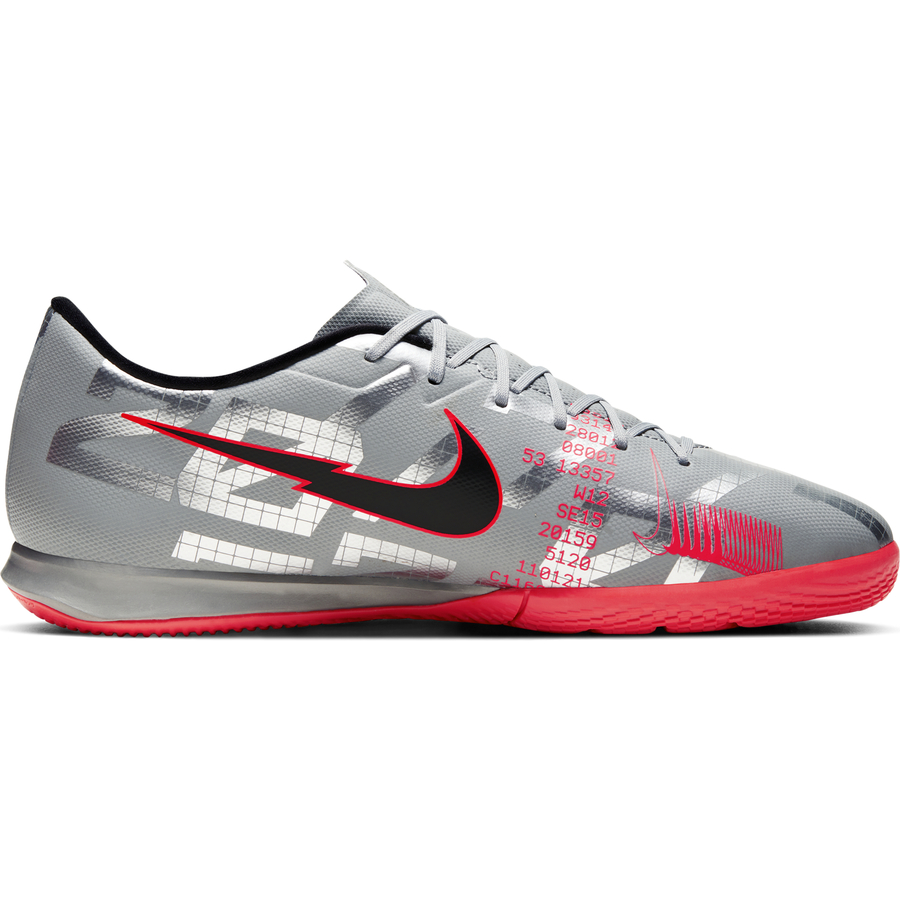 chaussure nike foot salle