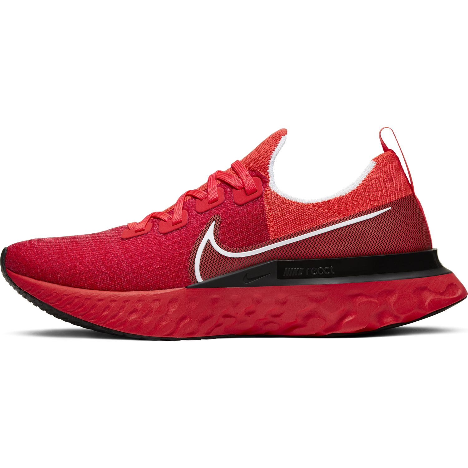 Nike Epic Pro React Flyknit rouge sur Foot