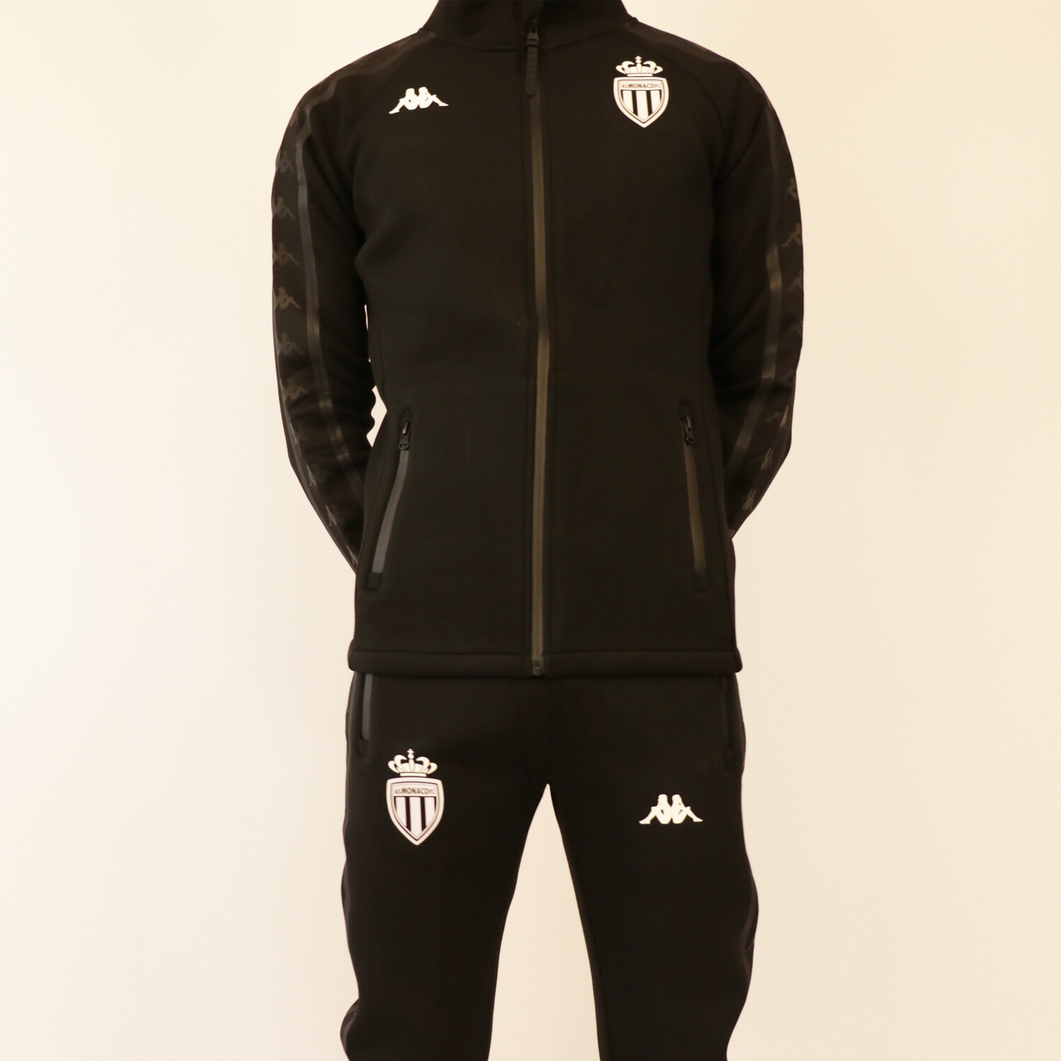 Ensemble survêtement AS Monaco noir blanc 2020/21 sur Foot.fr