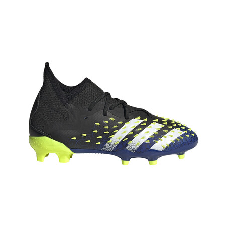 adidas montante foot