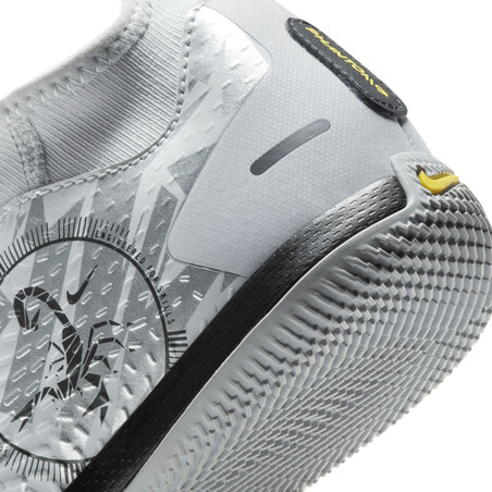 Nike Phantom Scorpion junior montante Academy Indoor gris