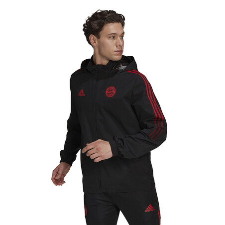 FVeste imperméable Bayern Munich noir rouge 2021/22
