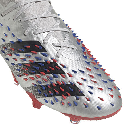 adidas Predator Freak.1 FG gris