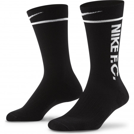 Lot 2 paires chaussettes Nike F.C. Essential noir blanc