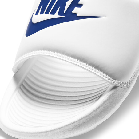 Sandales Nike Victori One blanc bleu