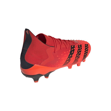 adidas Predator Freak.1 montante AG rouge noir