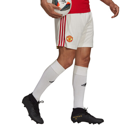 Short Manchester United domicile 2021/22