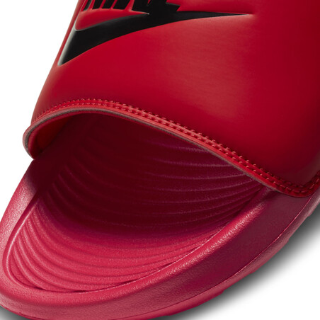 Sandales Nike Victori One Slide rouge noir sur Foot