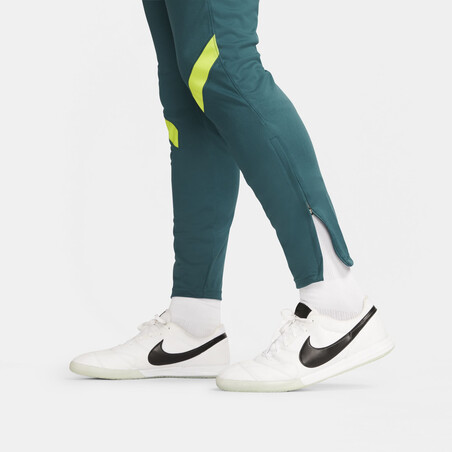 Pantalon survêtement Tottenham Strike vert 2021/22