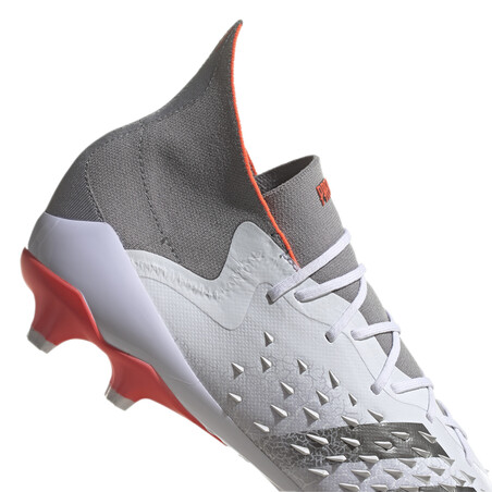 adidas Predator Freak.1 montante AG gris rouge