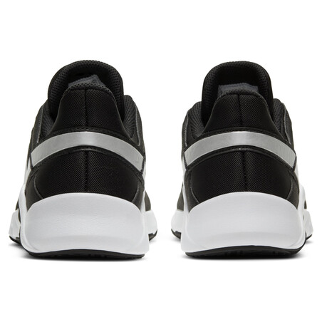 Nike Legend Essential 2 blanc noir