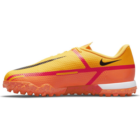 Nike Phantom GT2 junior Academy Turf orange