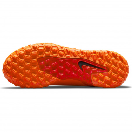 Nike Phantom GT2 junior Academy Turf orange