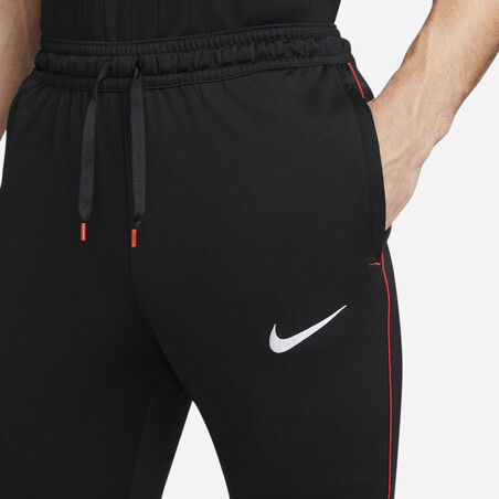 Pantalon survêtement Nike F.C. Libero noir rouge