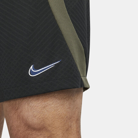 Short entraînement Nike Strike noir vert