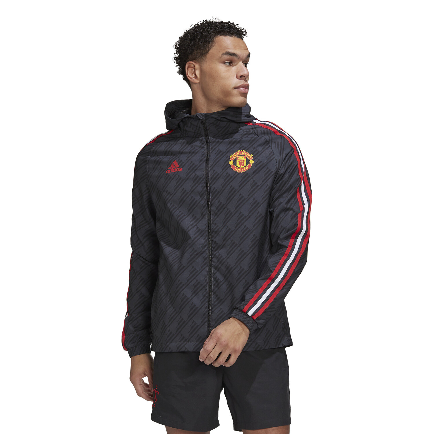 Coupe vent Manchester United noir 2022/23 sur Foot.fr