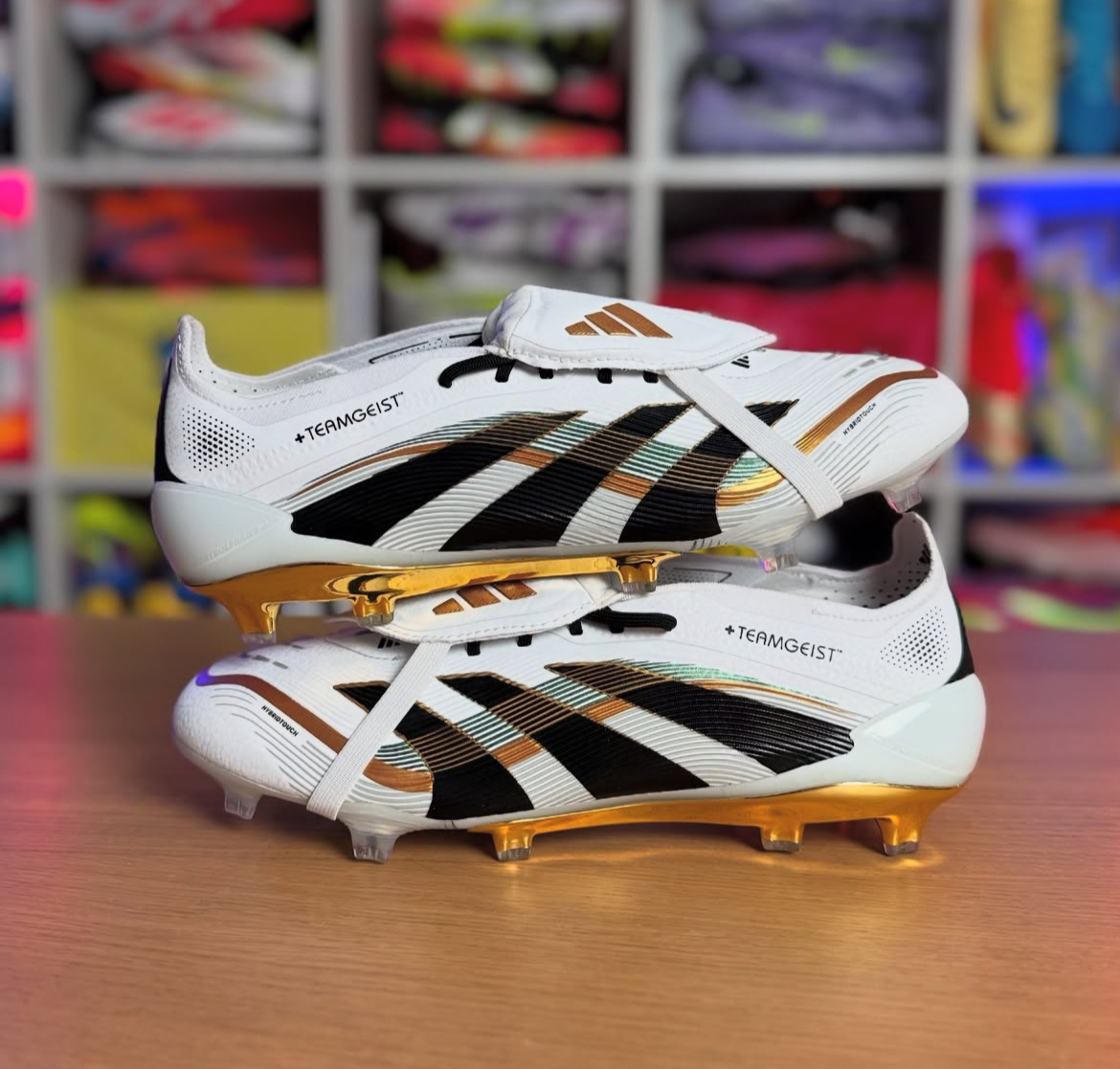 adidas Predator +Teamgeist