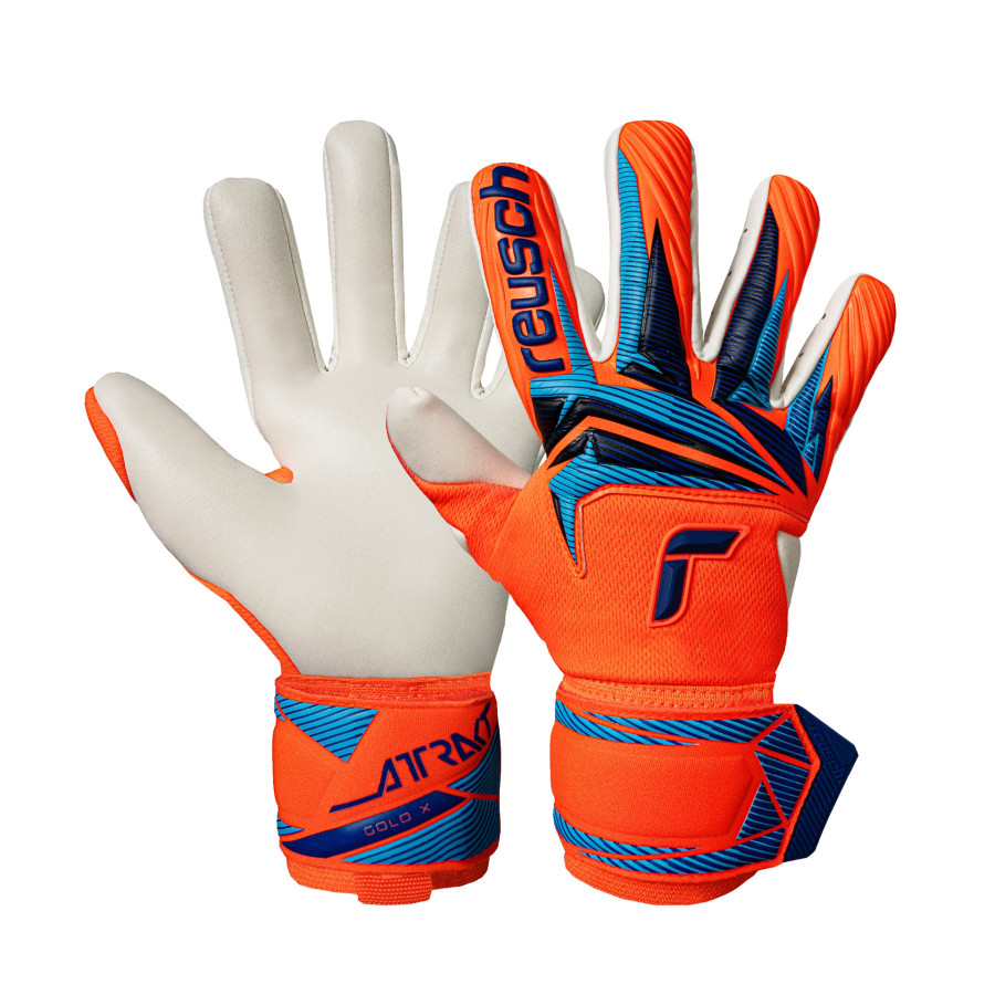 Nouveaux gants de gardien de but de la collection Reusch 2026 pour la Coupe du Monde.