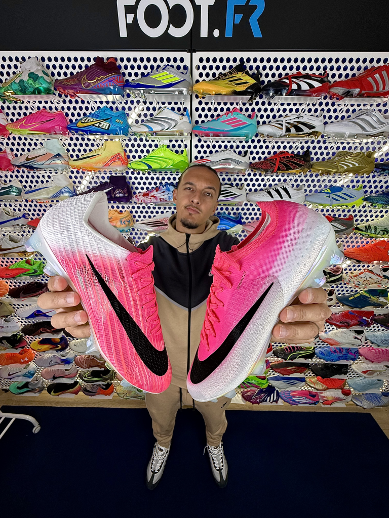 Nike Breakout Pack : Les crampons roses pour dominer la Coupe du Monde 2026